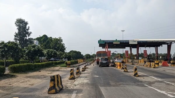 Joya Toll Plaza, Amroha