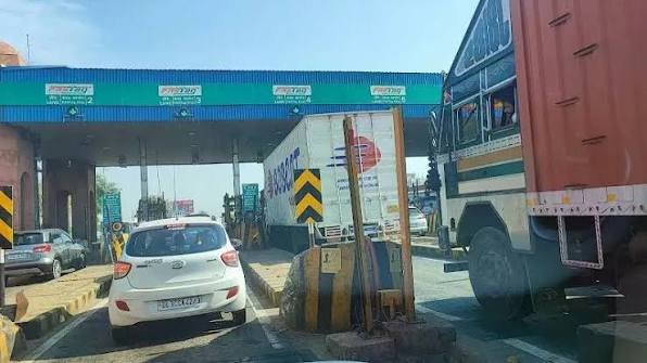 Mahuvan Toll Plaza, Mathura